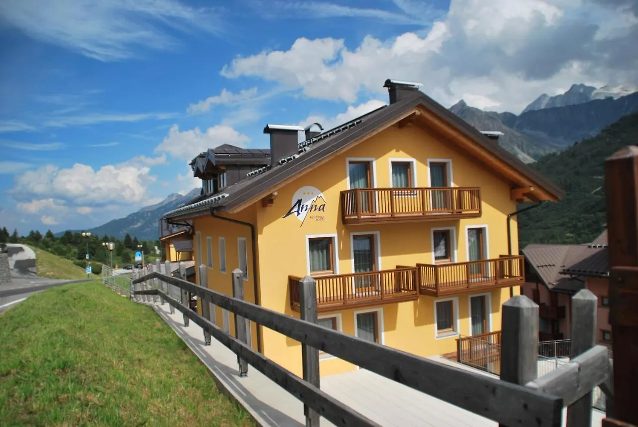 Residence Hotel Anna Passo del Tonale 0*,  İtalya
